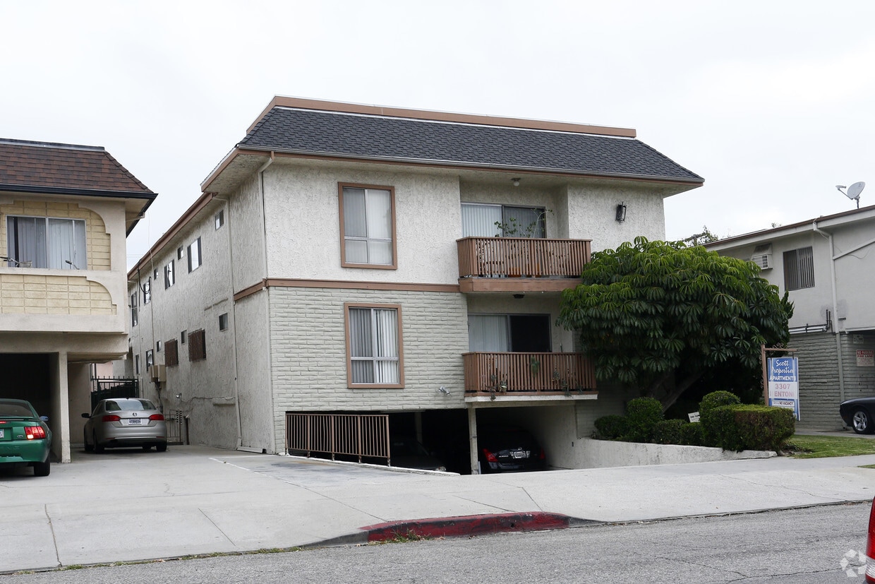 Primary Photo - 3307 Mentone Ave