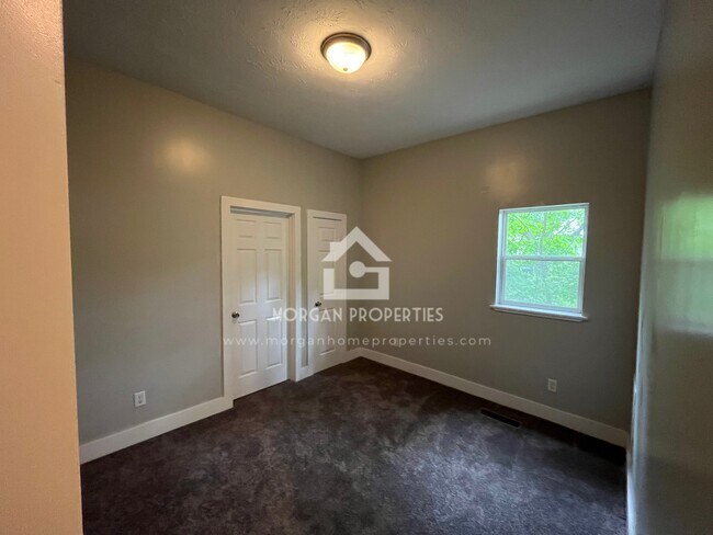 Foto del edificio - 623 Cottage Ave