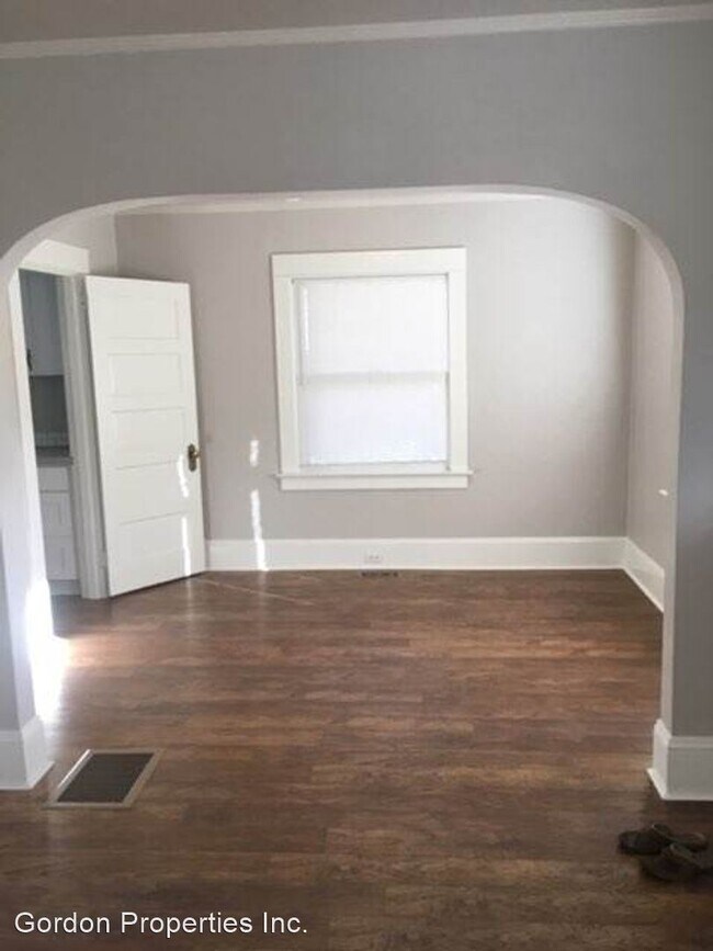 Building Photo - 1 br, 1 bath House - 3815 SE 11th Ave