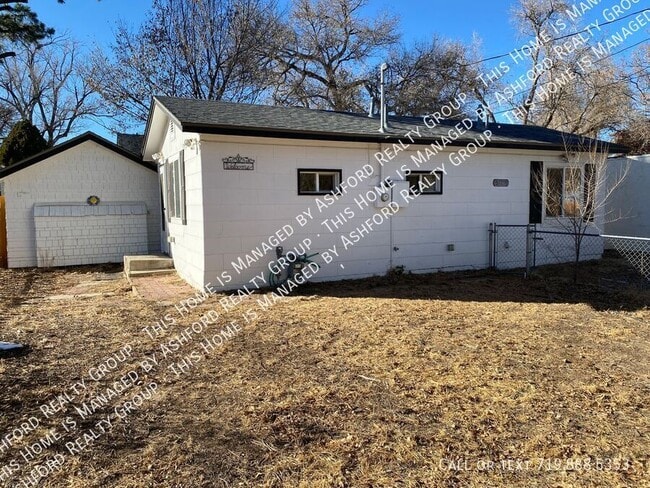511 1/2 Swope Ave- - 511 1/2 Swope Ave- House