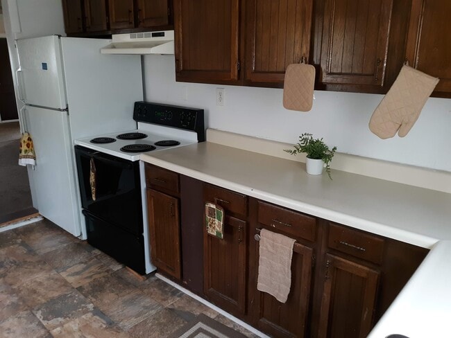 Building Photo - 8034 Fort Smallwood Rd