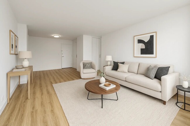 Building Photo - 1735 York Ave