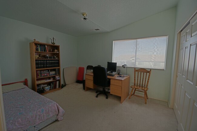 Foto del edificio - 4BD/3BA Available for Move In! Northeast H...