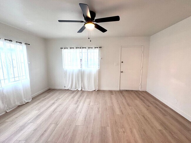 Foto del edificio - 1540 W 60th St