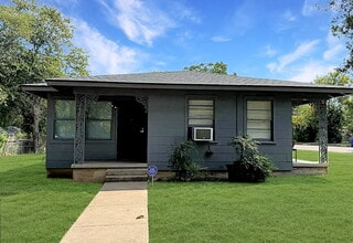 Building Photo - 3828 Colcord Ave