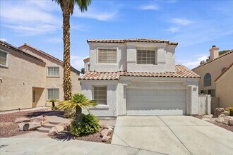 Building Photo - 2576 Silver Shadow Dr