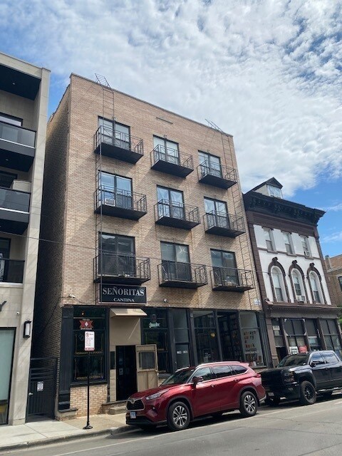 Primary Photo - 1104 W 18th St