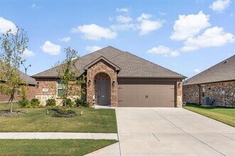 Building Photo - 1109 Blossom Ct Dr