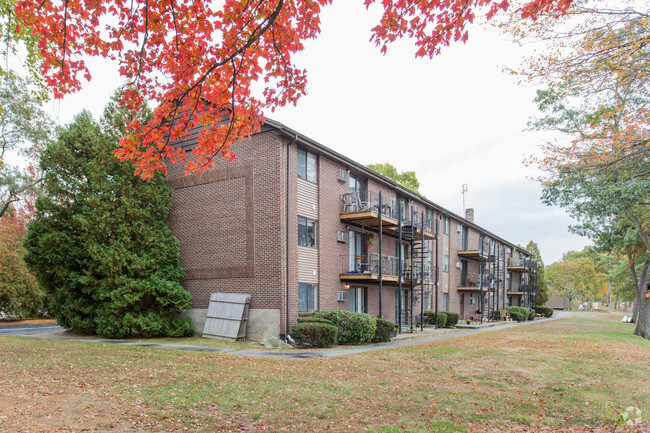 Building Photo - Lakeshore Apartments