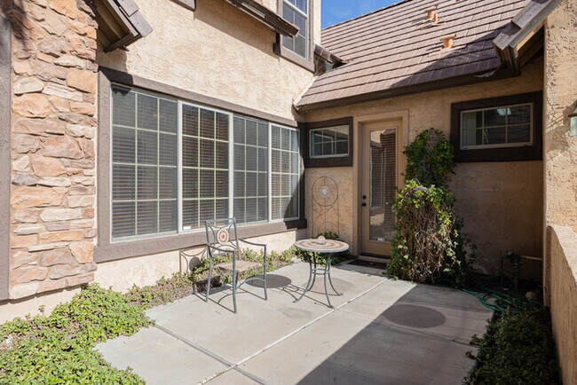 Building Photo - 12746 W Colter St