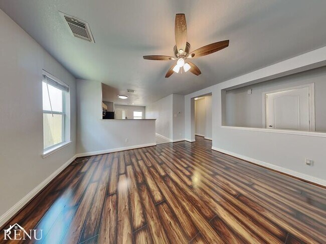 Building Photo - 3739 Jewel Point Dr