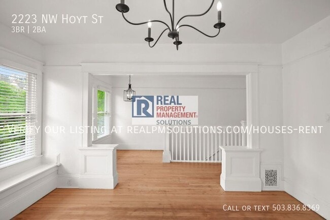 Building Photo - 2223 NW Hoyt St