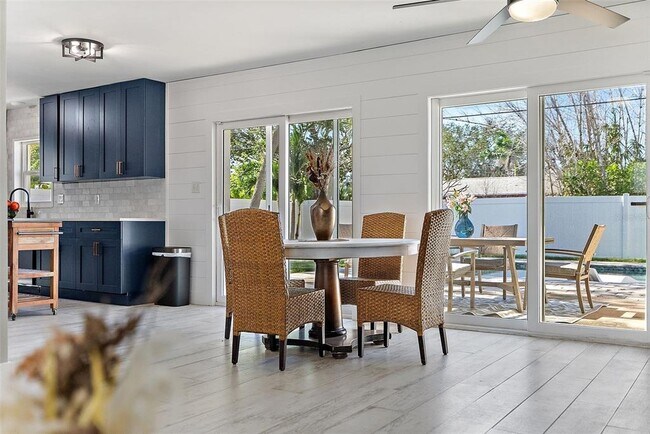 Foto del edificio - 10132 4th St E