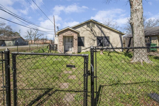 Foto del edificio - 4401 Elmwood St