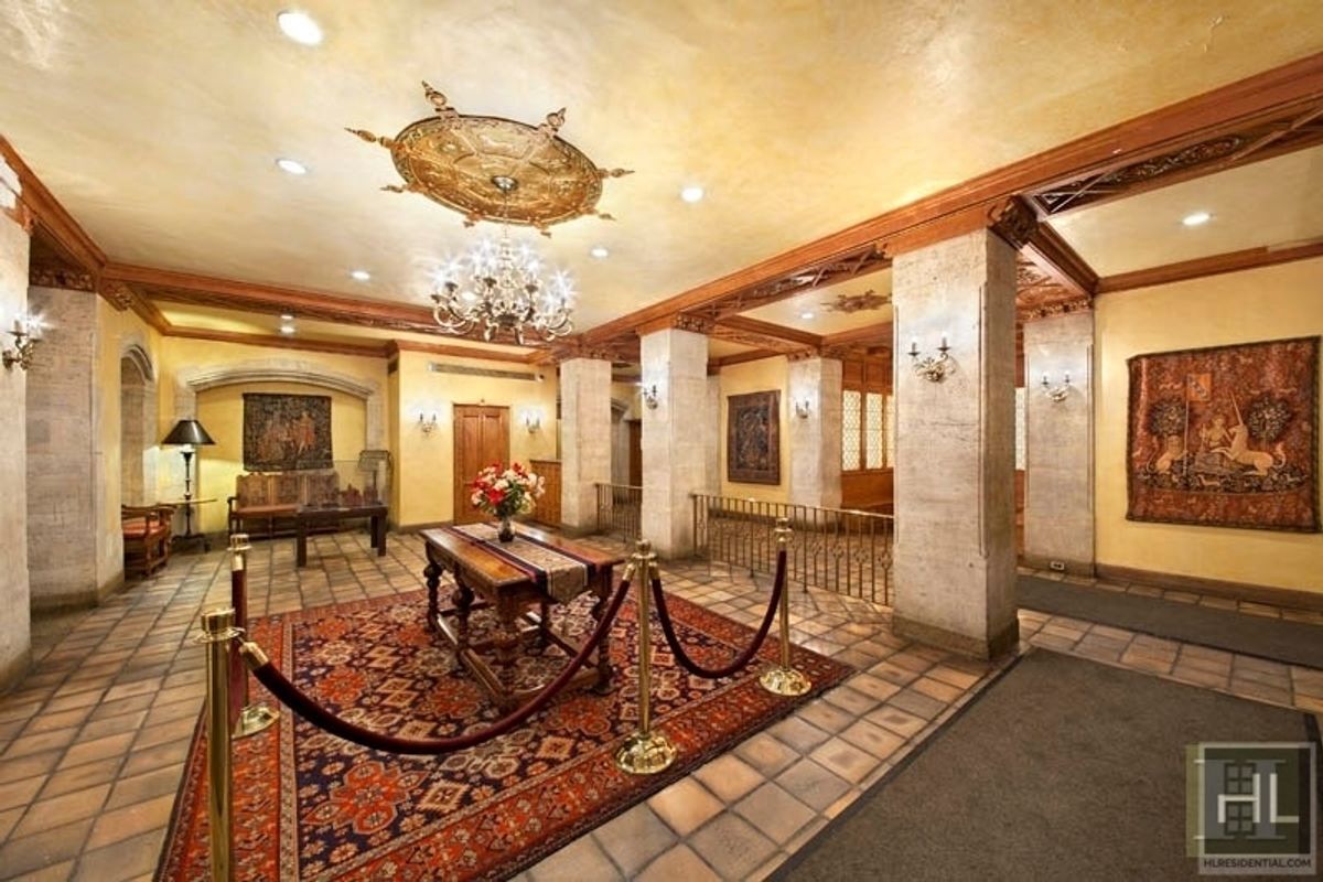 Primary Photo - Tudor City Pl