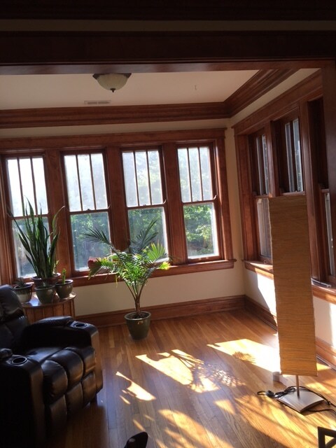 Foto del edificio - 322 S Oak Park Ave