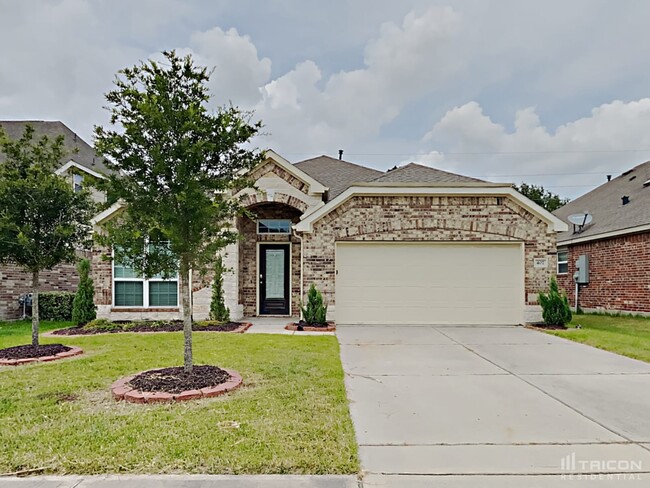 Building Photo - 407 American Black Bear Drive Crosby TX