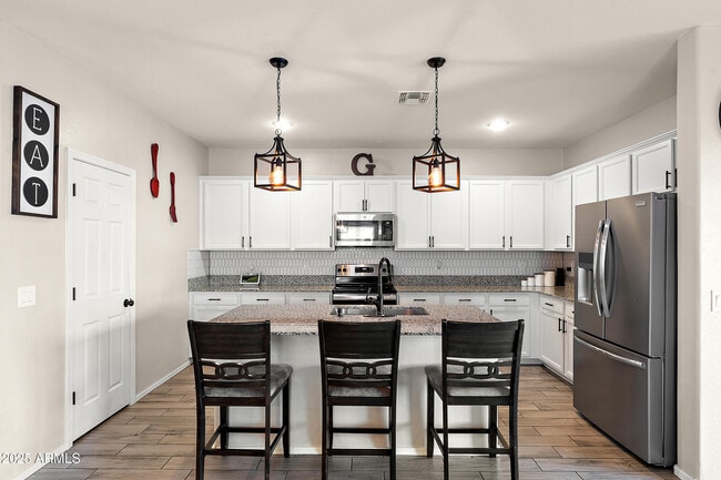 Building Photo - 242 Pacific Dr