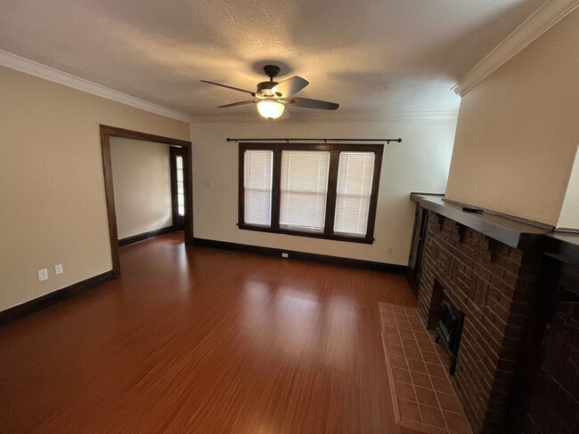 Building Photo - 2056 Bunts Rd