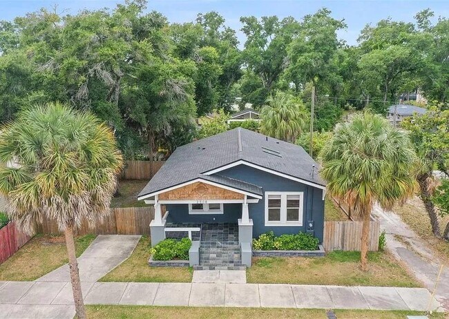 Foto del edificio - 2508 N Ola Ave