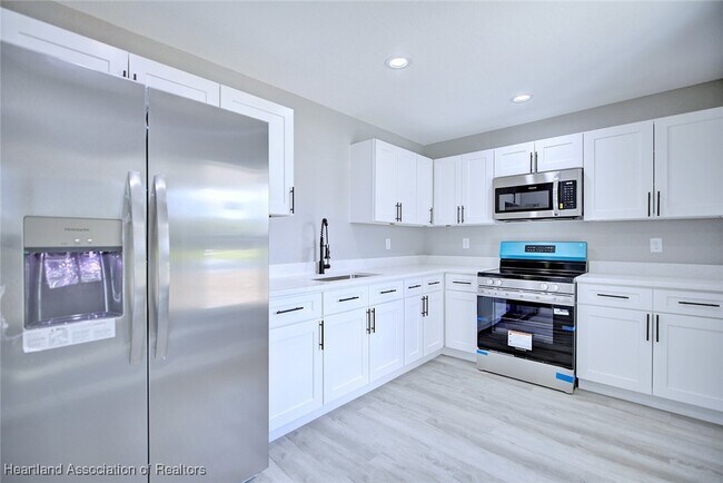 Foto del edificio - 275 Cumquat Rd NW