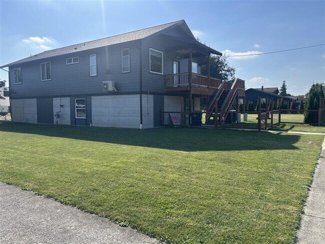 Foto del edificio - Great 3-bedroom, 2 bath home in Sumas, WA