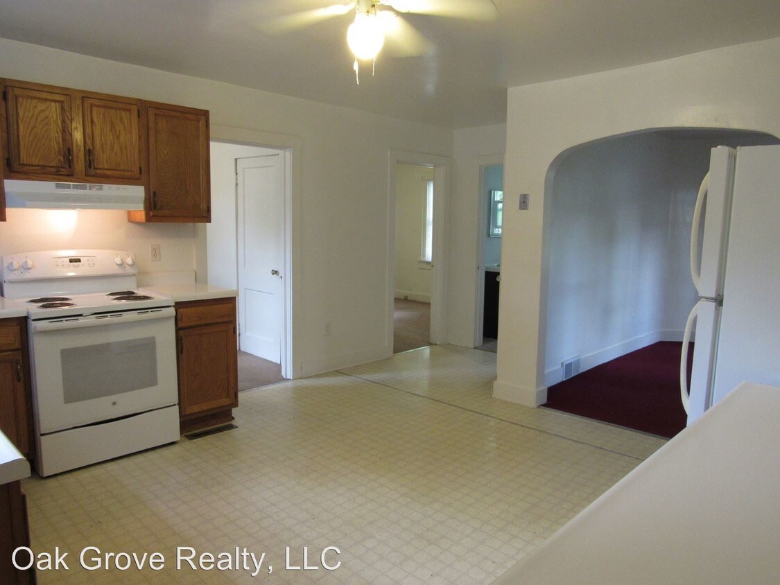 384 Burns Ave, Indiana, PA 15701 Room for Rent in Indiana, PA