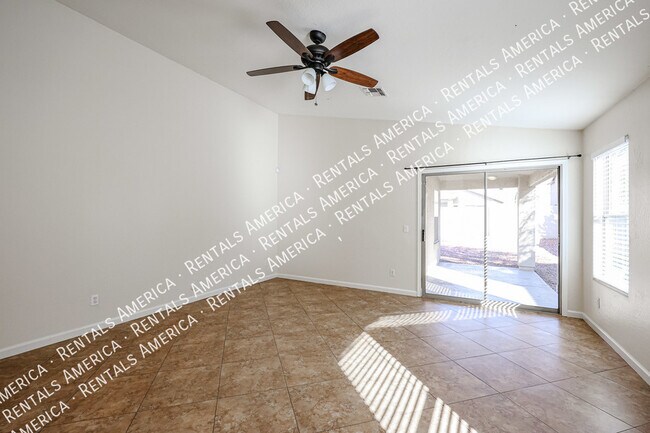 Building Photo - MOVE IN READY 4 BR IN WINDMILL RANCH