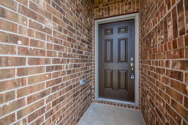 Foto del edificio - 545 Amberwood Pk Dr