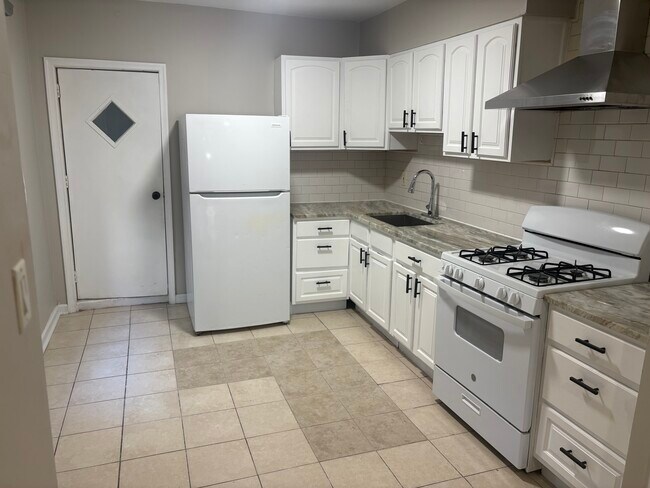 Foto del edificio - 5544 W Jefferson St