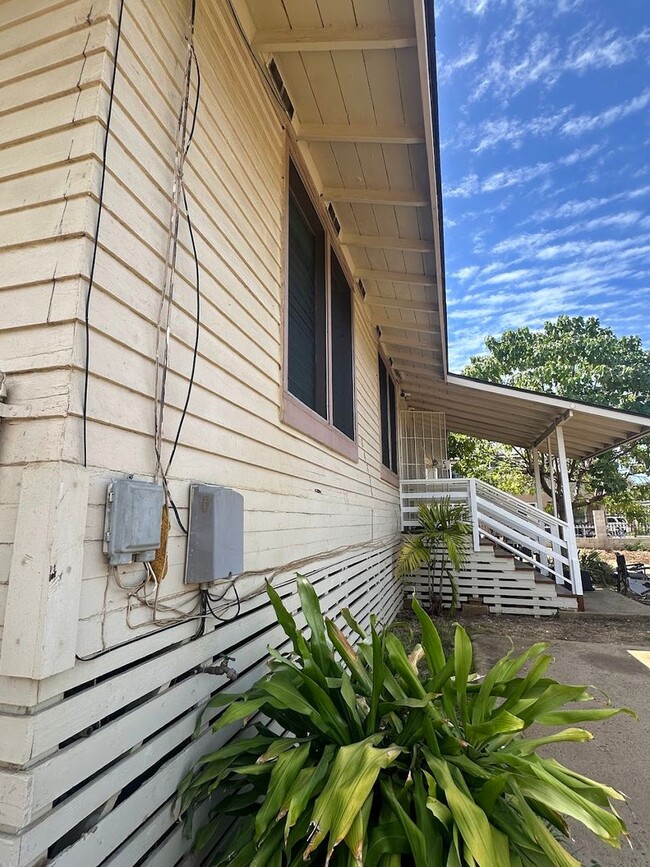Building Photo - 84-776 Farrington Hwy