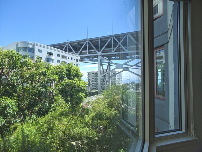 Building Photo - 201 Harrison St