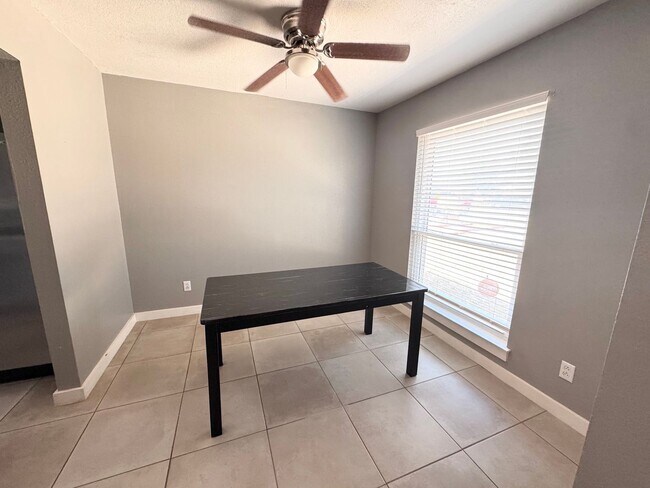 Foto del edificio - 5125 Sunnyside Dr