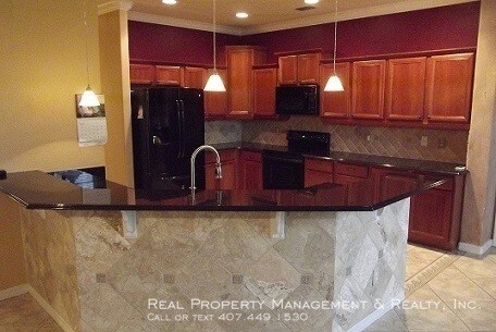 Building Photo - 5 BR / 3 BA Home In Vista Lakes Village