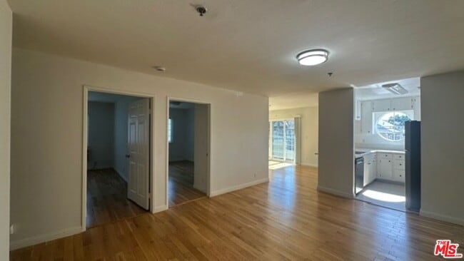 Building Photo - 1212 Arapahoe St