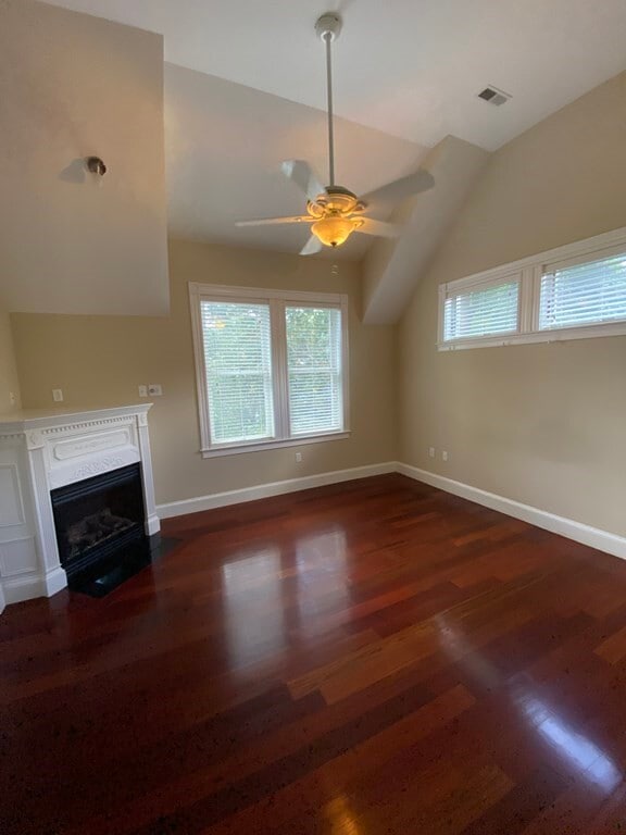 Building Photo - 49 Cedar St