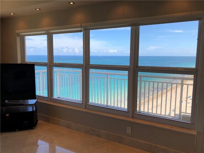 Building Photo - 3850 Galt Ocean Dr