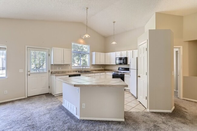 Building Photo - 5306 S Lisbon Way, Centennial, CO, 80015