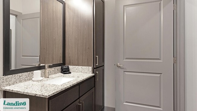 Building Photo - 404 Gallop Ln