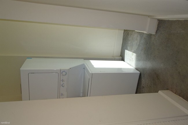 Foto del edificio - 2 br, 2.5 bath  - 717 SE 12th Ct Apt 8