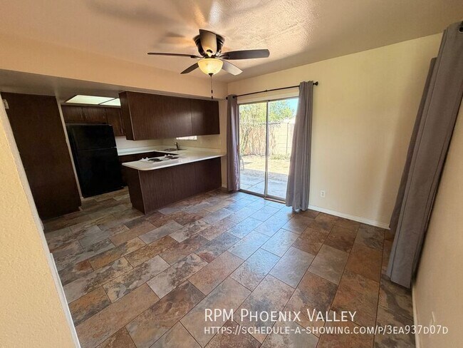 Foto del edificio - 4509 W Continental Dr