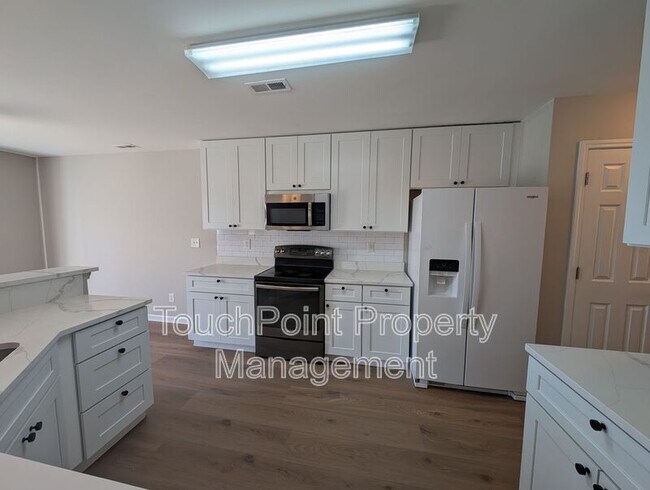 Foto del edificio - 11307 Breezehill Ln