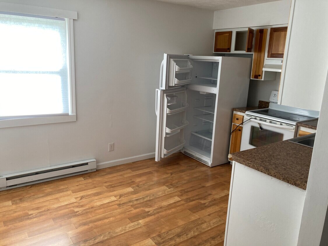 Foto del edificio - 1230 Hilltop Cir