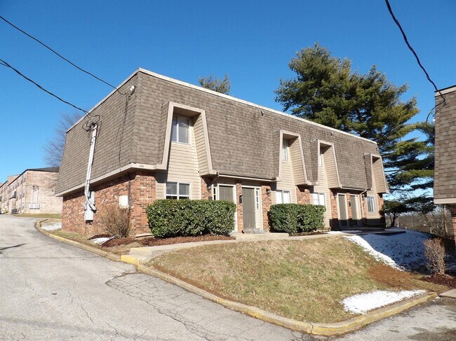 Building Photo - 1325 Powhatan Trail