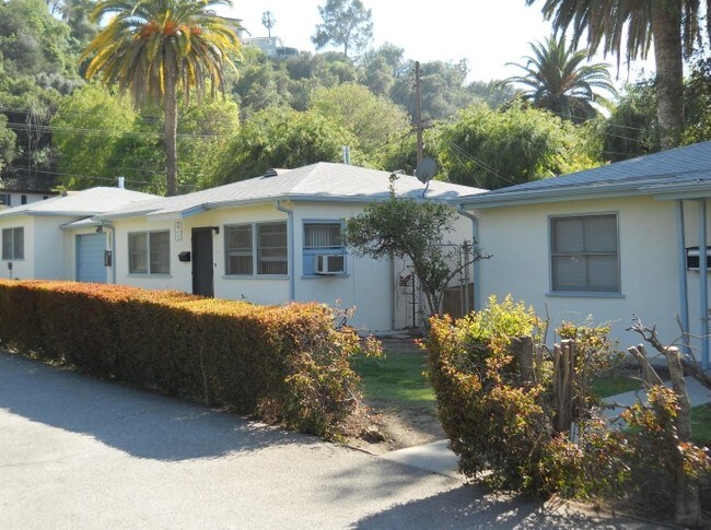 Foto del edificio - 202-212 Monterey Rd
