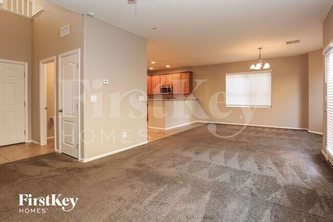 Building Photo - 9320 Euphoria Rose Ave
