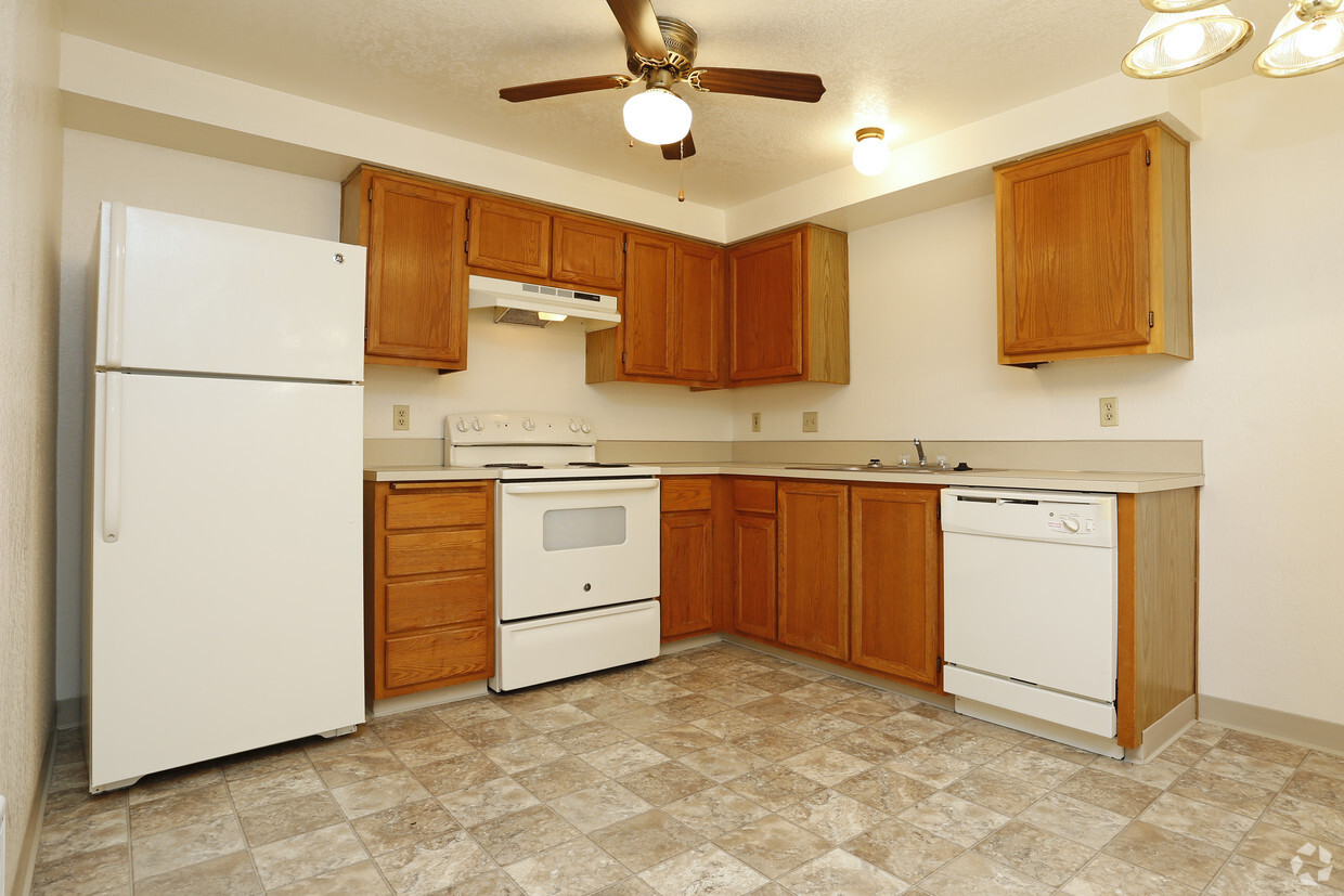 Foto principal - Grand Oaks Apartments