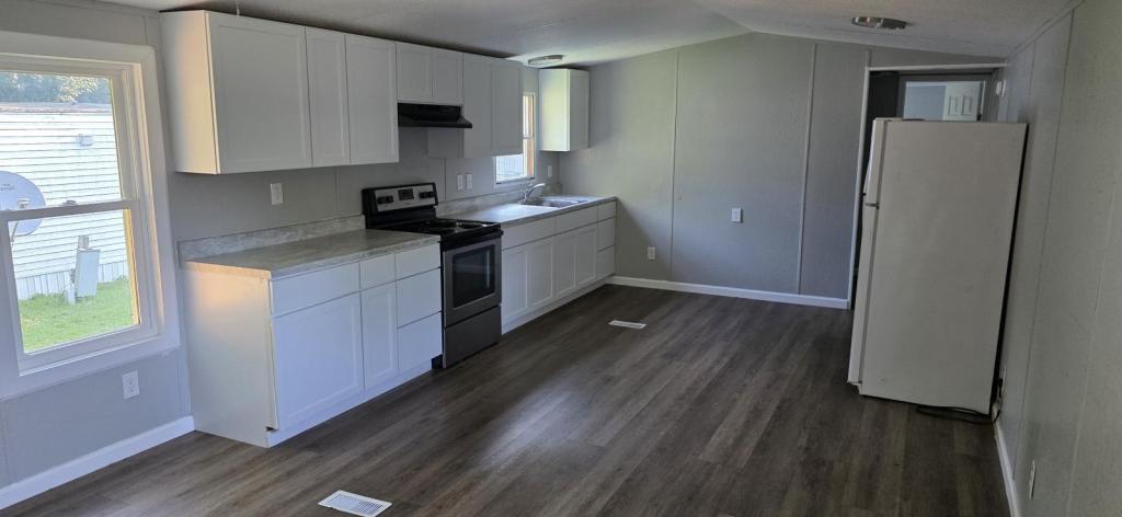 Foto principal - 375 N Jackson St
