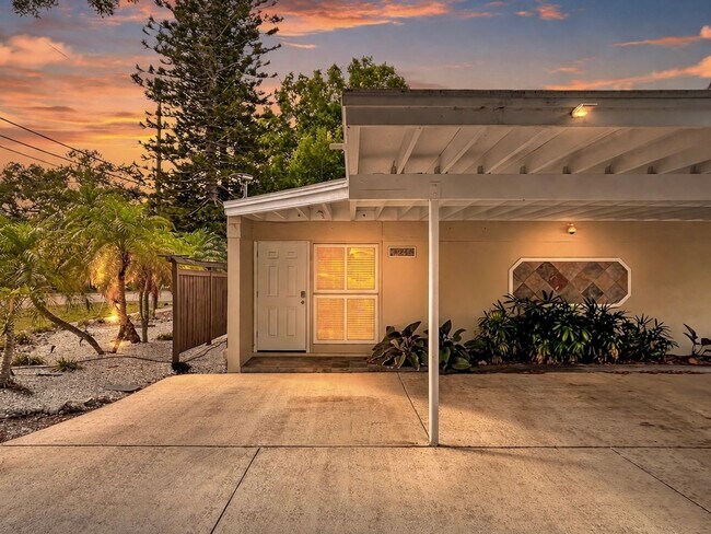 Foto del edificio - Updated and Move-in Ready Home in Largo! 1bed|1bath