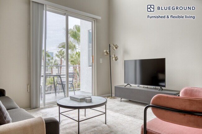 Foto del edificio - 5535 Westlawn Ave